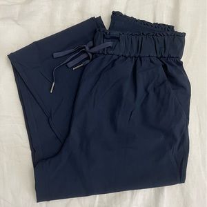 Lululemon stretch keep moving pants 7/8 high rise
